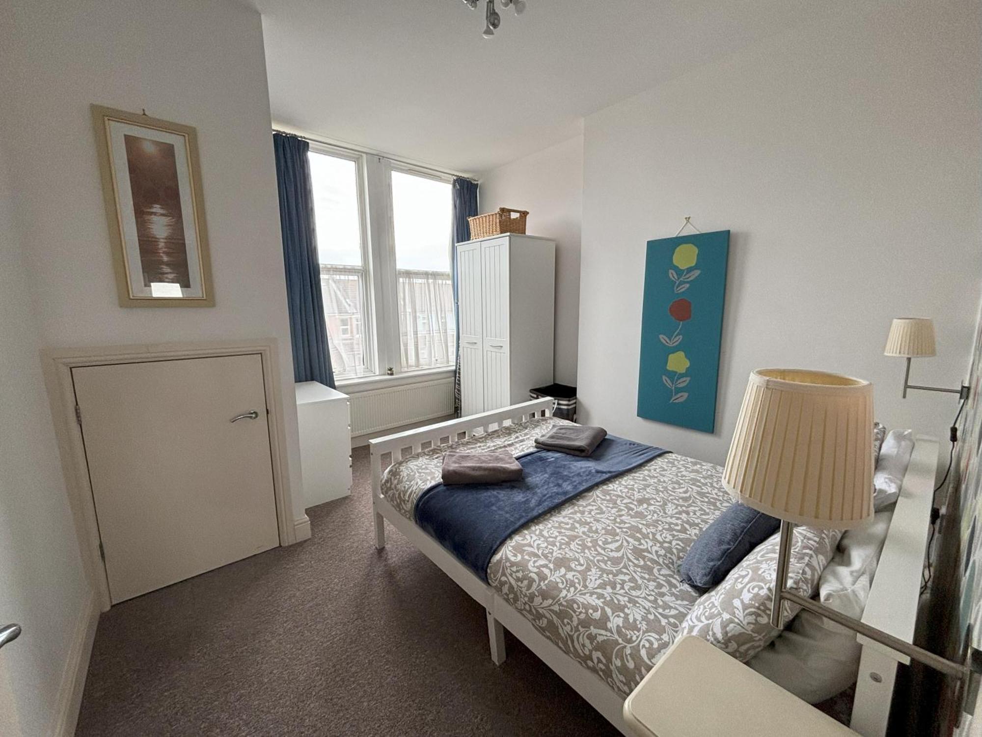 Seabreeze Apartment อีสต์บอร์น ภายนอก รูปภาพ