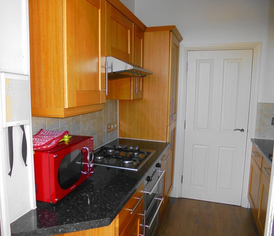 Seabreeze Apartment อีสต์บอร์น ภายนอก รูปภาพ